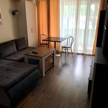 Arlequin Apartments Mamaia Εξωτερικό φωτογραφία