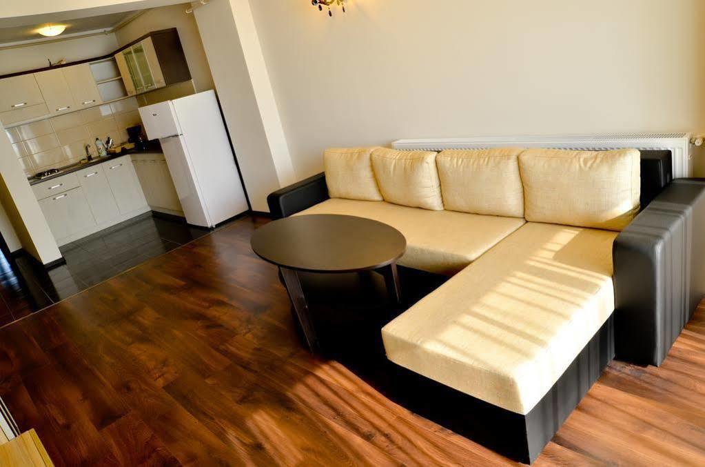 Arlequin Apartments Mamaia Εξωτερικό φωτογραφία